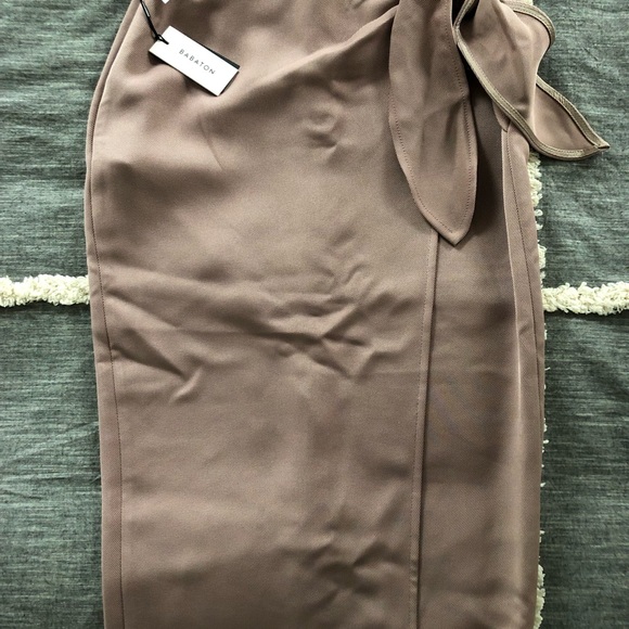 Babaton sarong skirt NWT - Duty Rose - Picture 8 of 8